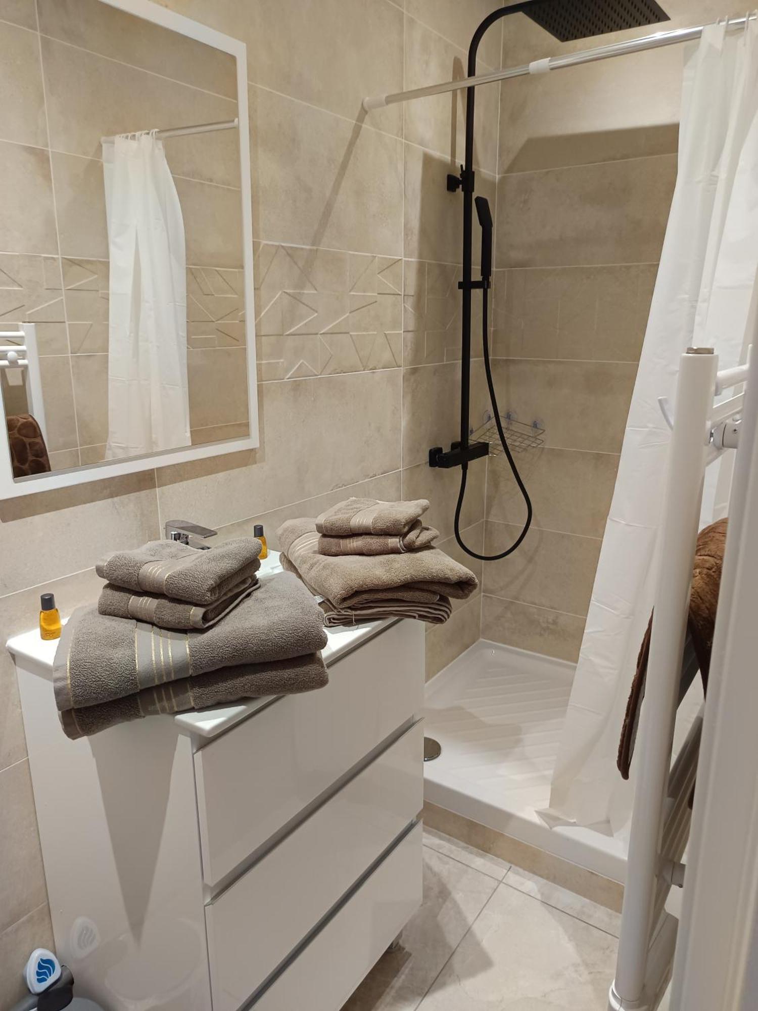 Des Oliviers Appartement